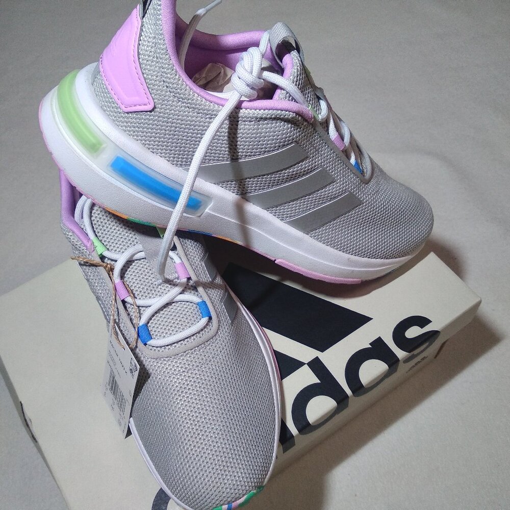 ADIDAS Big Kids Size 6 RACER TR23 K ID5983 Gray Lilac - New Box